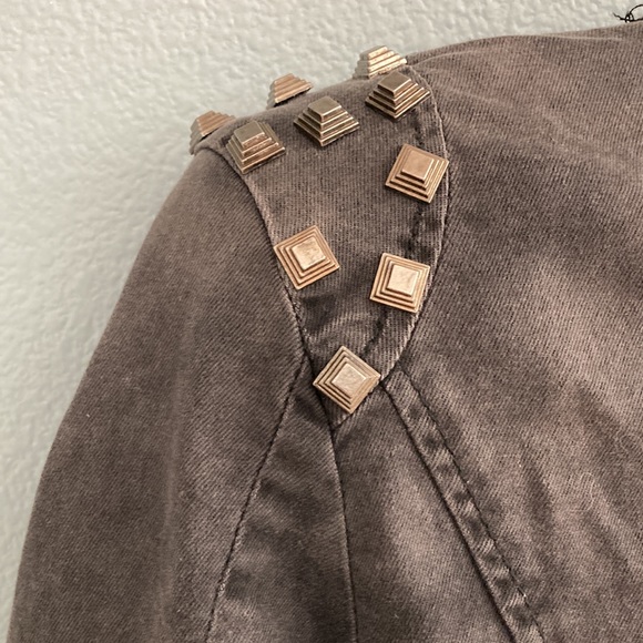 SOLD - Picture 5 of 10